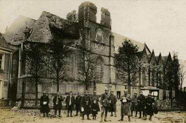 Bevrijders bij Sint-Corneliuskerk, Aalter, 1918